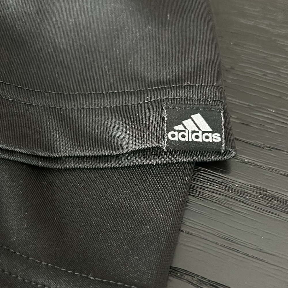 adidas Primeblue Black Crop Athletic Top Small - Picture 8 of 9